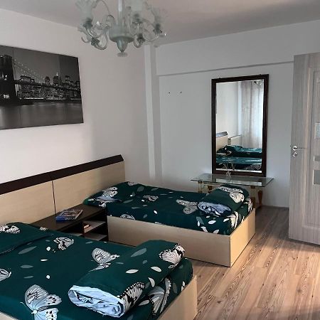 Apartament In Centrul Orasului Bacau Ngoại thất bức ảnh